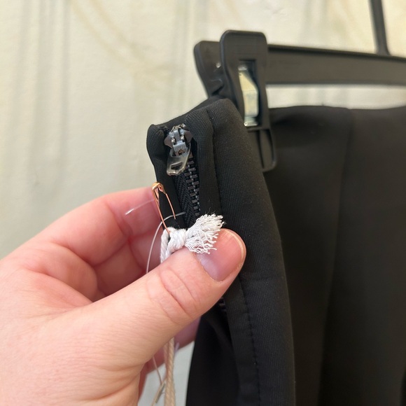 NWT Good American Pull On Scuba Trousers - Picture 7 of 12